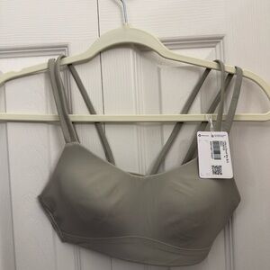 Lululemon LIKE A CLOUD BRA *LIGHT SUPPORT, B/C CUP